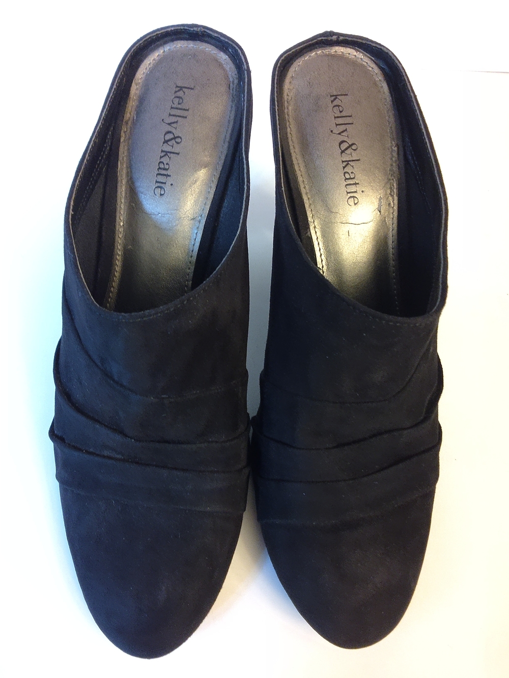 Kelly & Katie Black Heeled Mules US 8.5